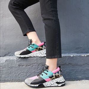 Steve Madden Cliff Multi Sneakers size 7.5